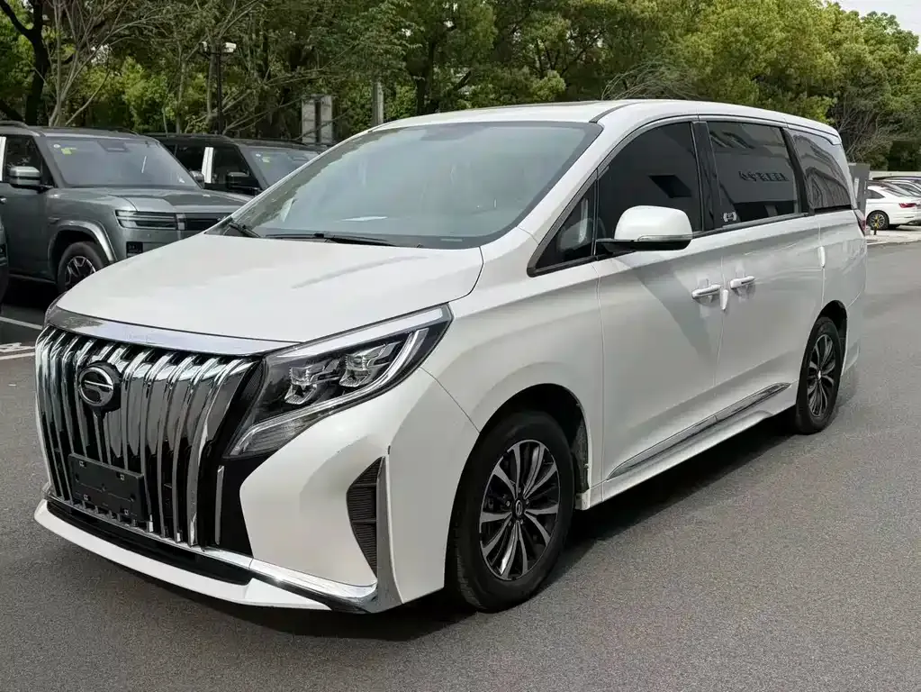 GAC Motor Trumpchi M8 — фото 10