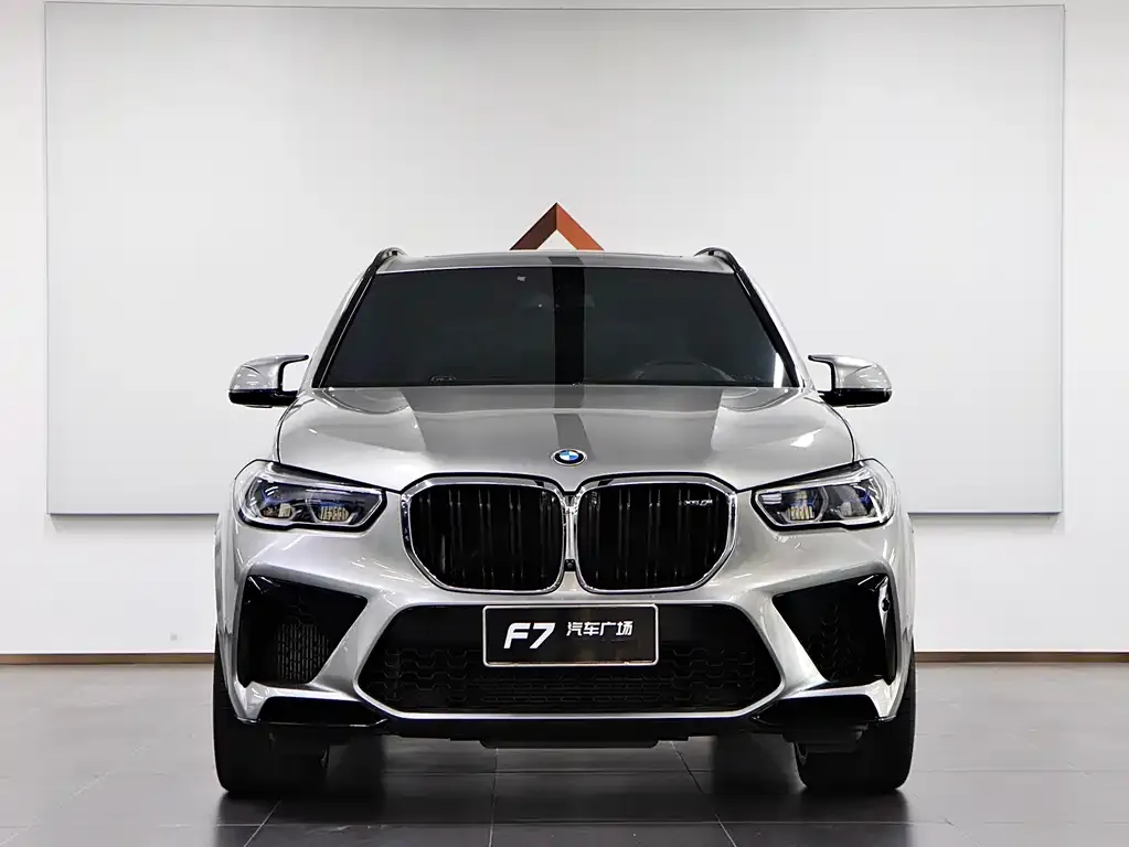 BMW X5 M — фото 9