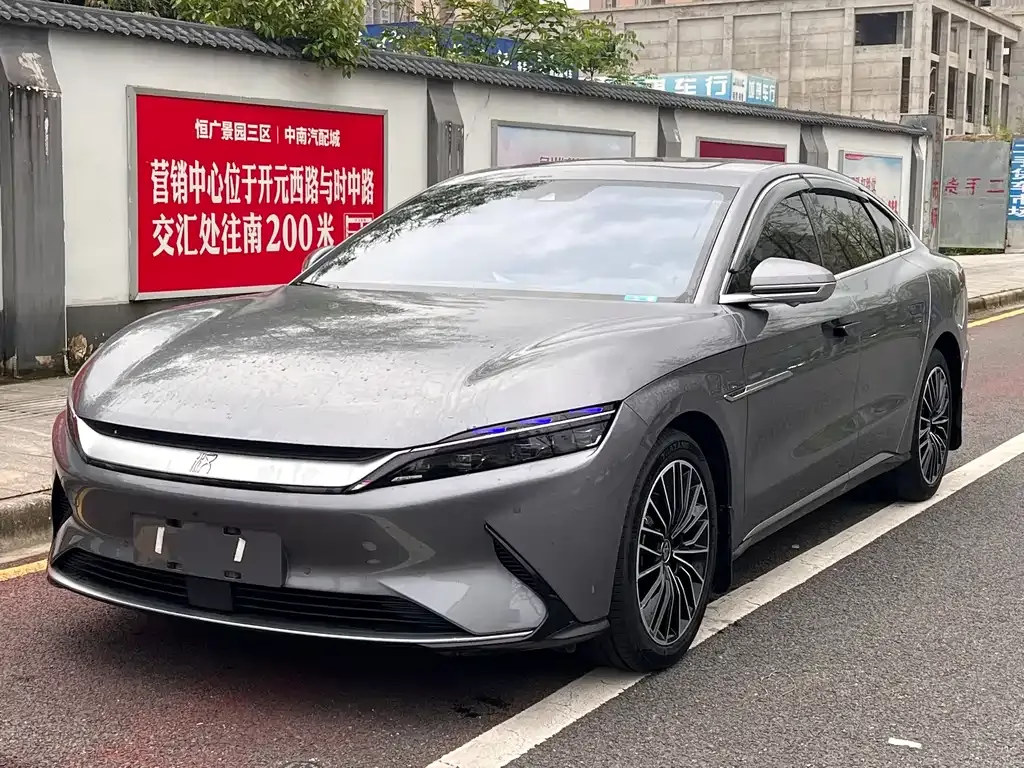 BYD Han — фото 1