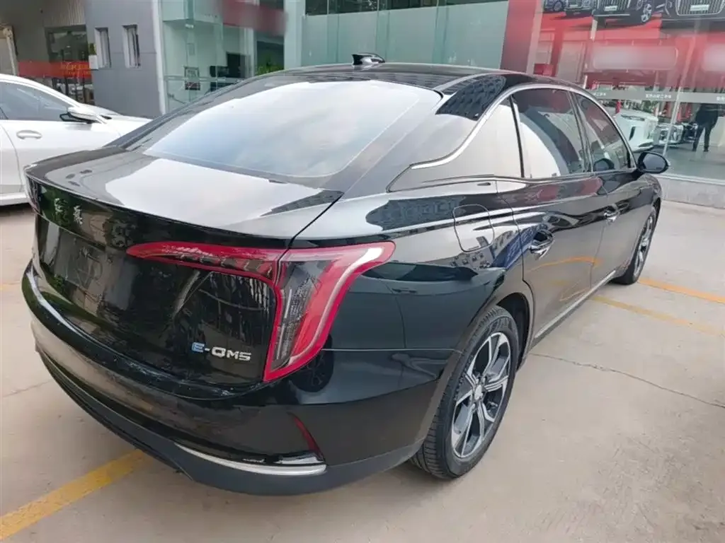 Hongqi E-QM5 — фото 3