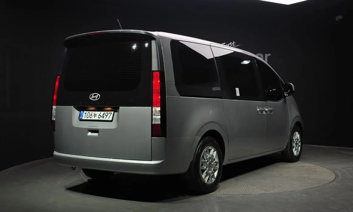Hyundai Staria — фото 2