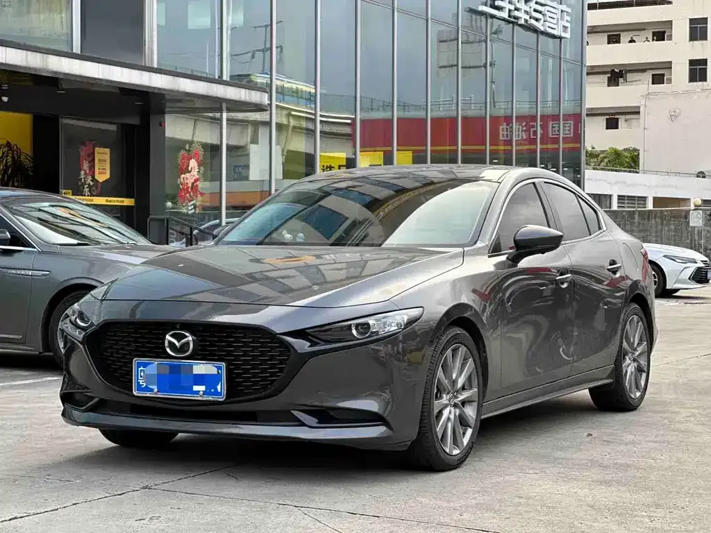 Mazda 3 Axela — фото 4
