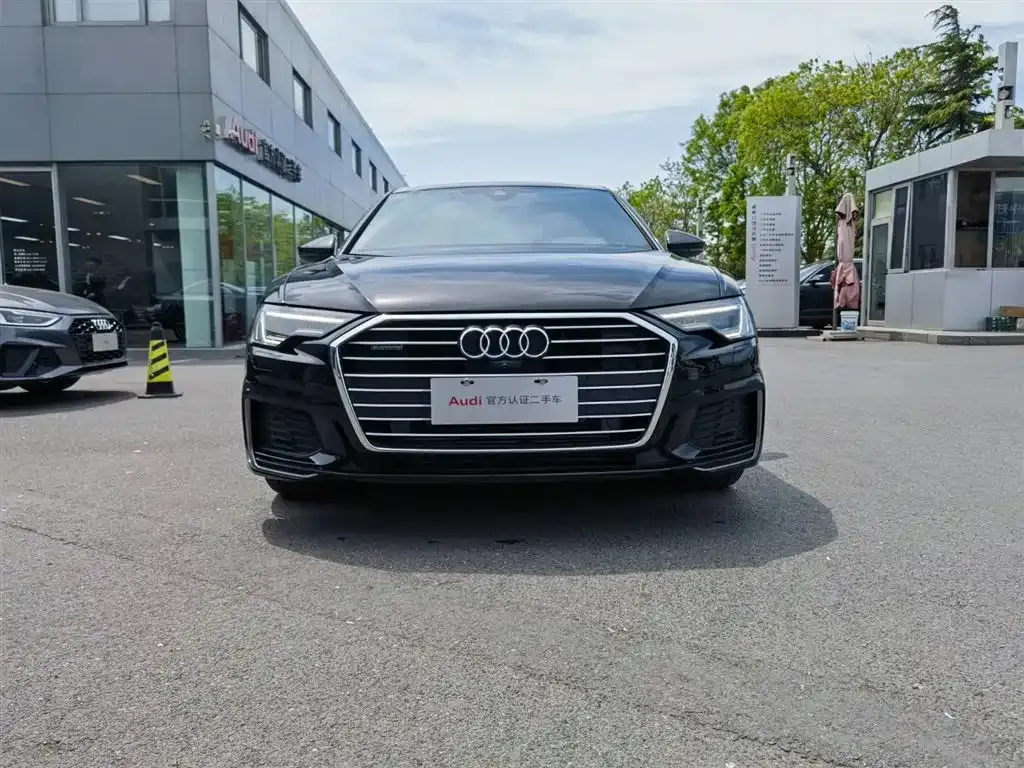 Audi A6L — фото 6