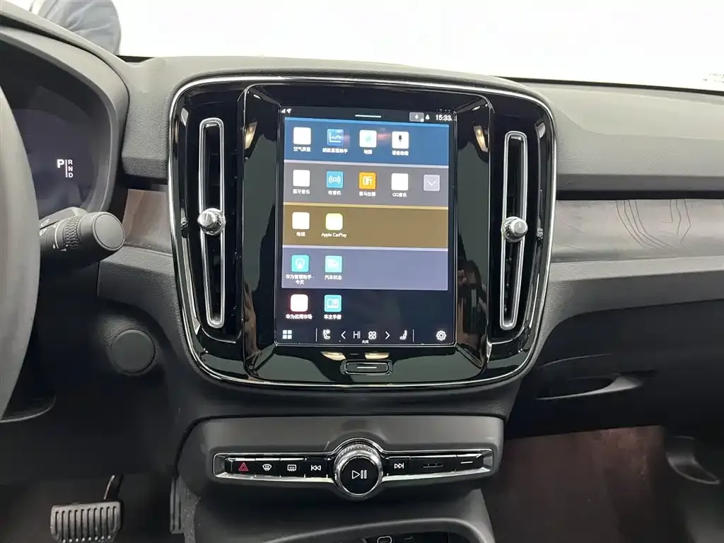 Volvo C40 — фото 2
