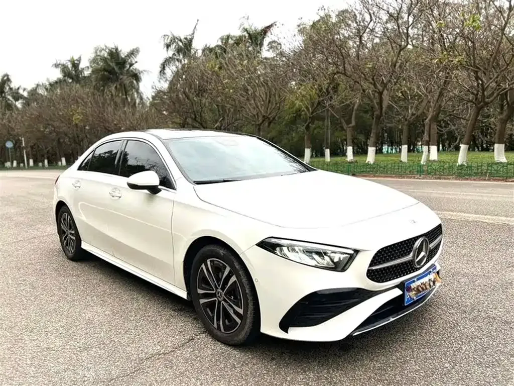 Mercedes-Benz A-Class — фото 9