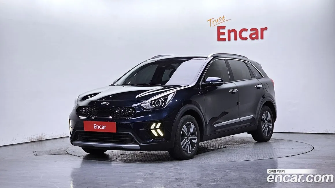 Kia Niro — фото 1