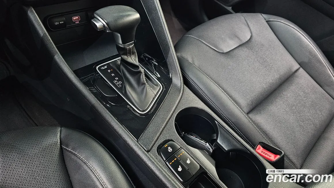 Kia Niro — фото 9
