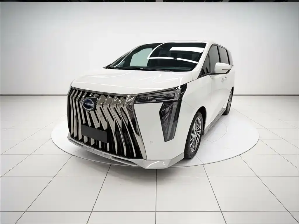 GAC Motor Trumpchi M8 — фото 1