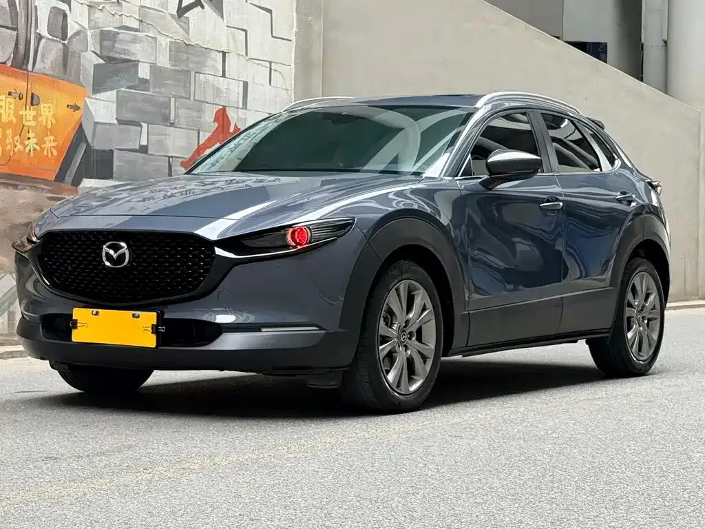 Mazda CX-30 — фото 1