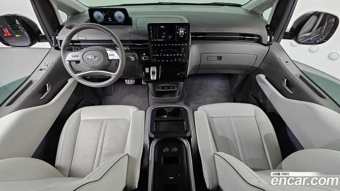 Hyundai Staria — фото 4