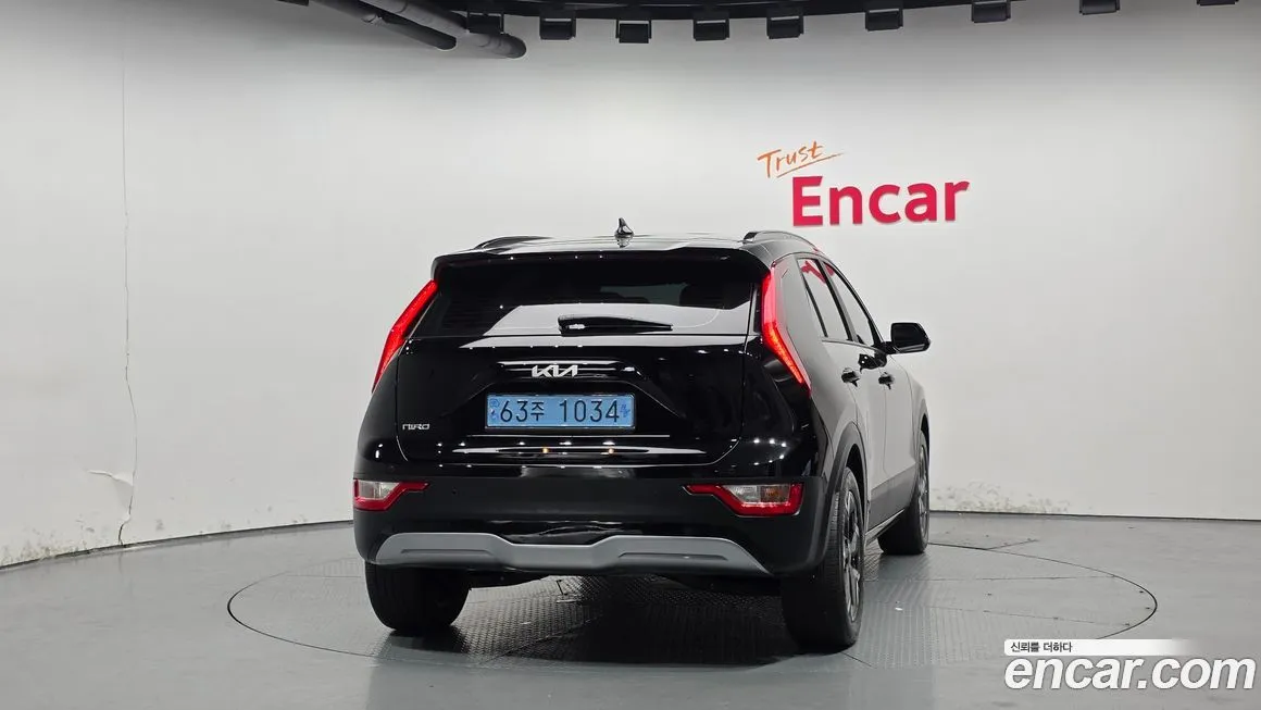 Kia Niro — фото 2