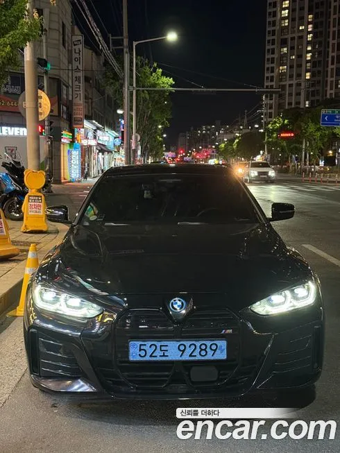 BMW i4 — фото 6