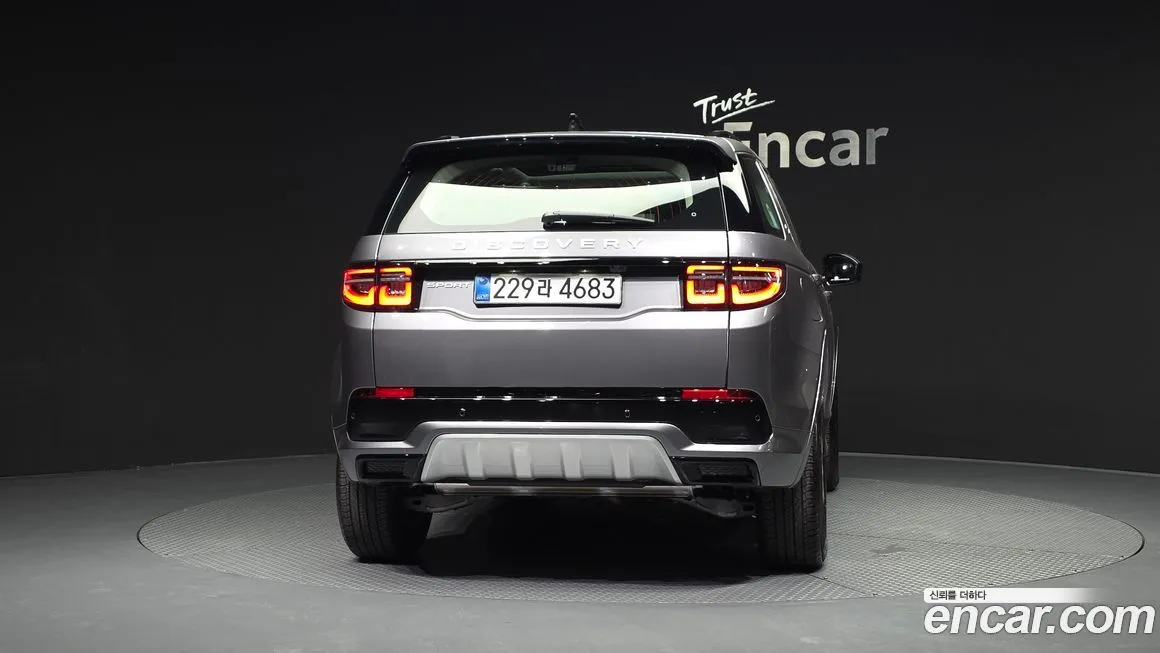 Land Rover Discovery Sport — фото 7