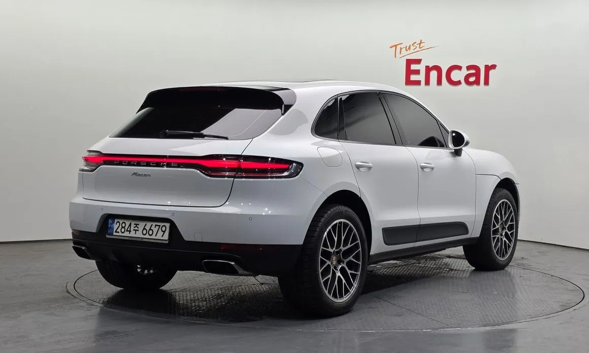 Porsche Macan — фото 3