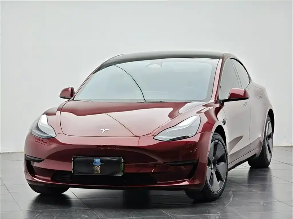 Tesla Model 3 — фото 4