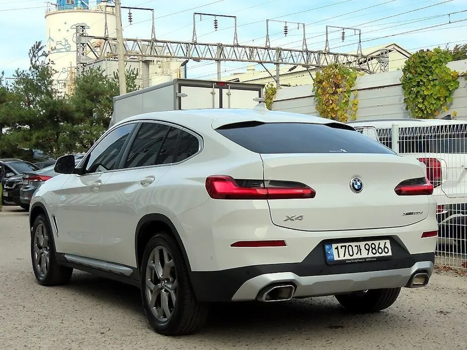 BMW X4 — фото 7