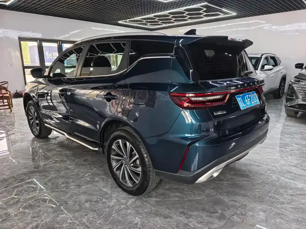 Geely Vision X6 — фото 10