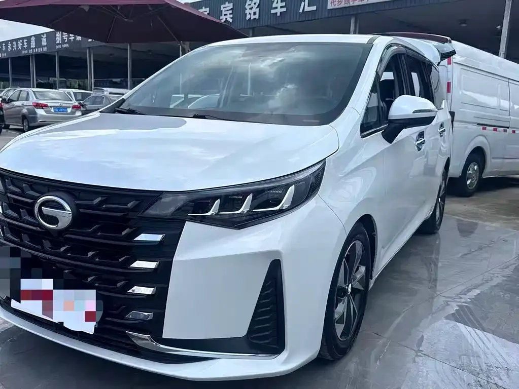 GAC Motor Trumpchi M6 — фото 1