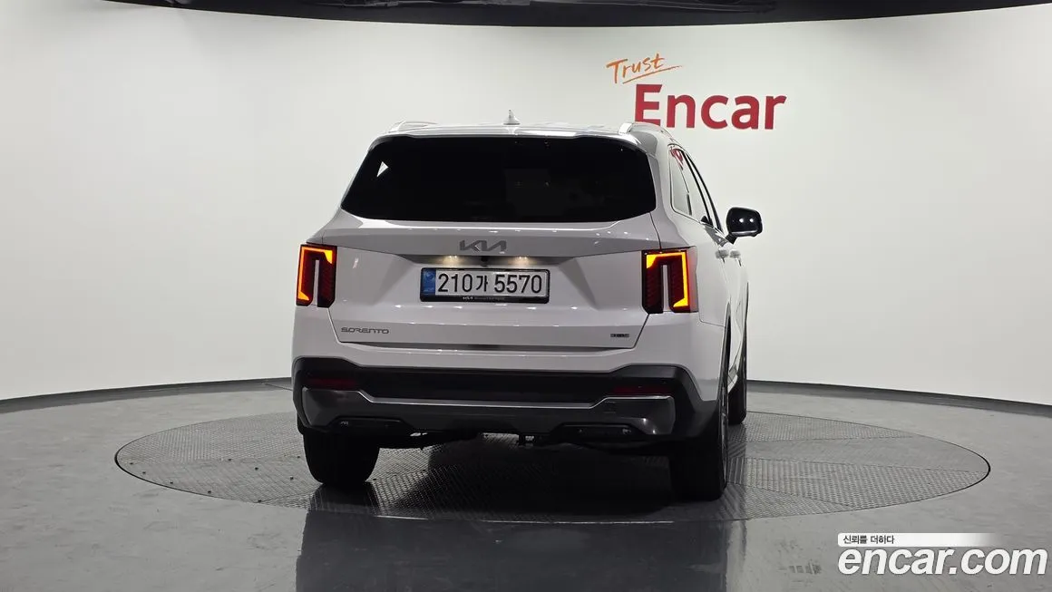Kia Sorento — фото 4