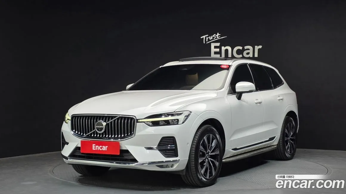 Volvo XC60 — фото 1
