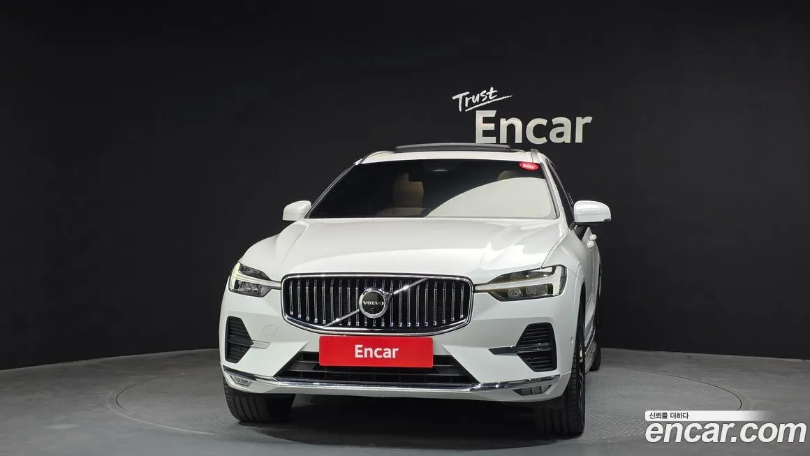 Volvo XC60 — фото 10