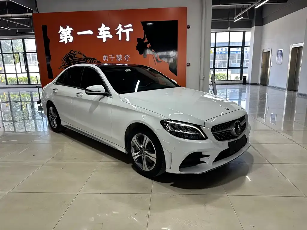 Mercedes-Benz C-Class — фото 4