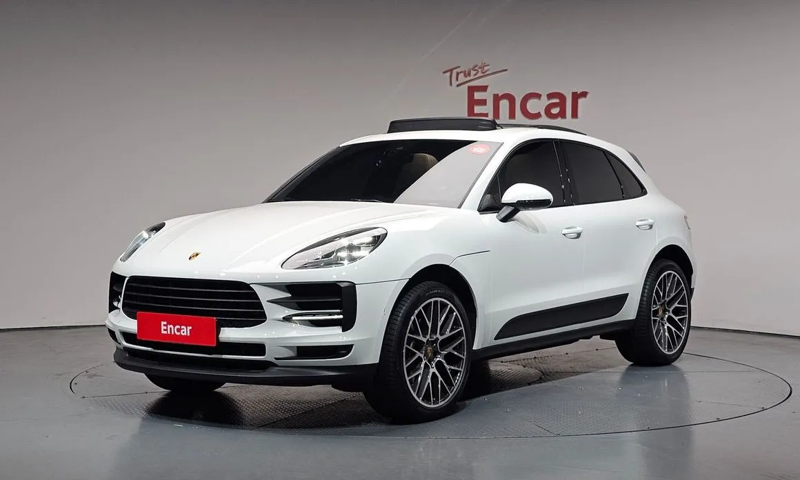 Porsche Macan — фото 1
