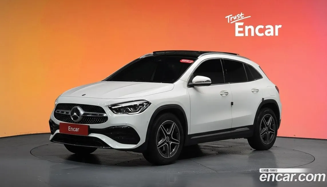 Mercedes-Benz GLA-Class — фото 1