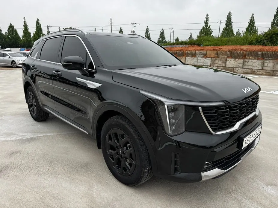 Kia Sorento — фото 1