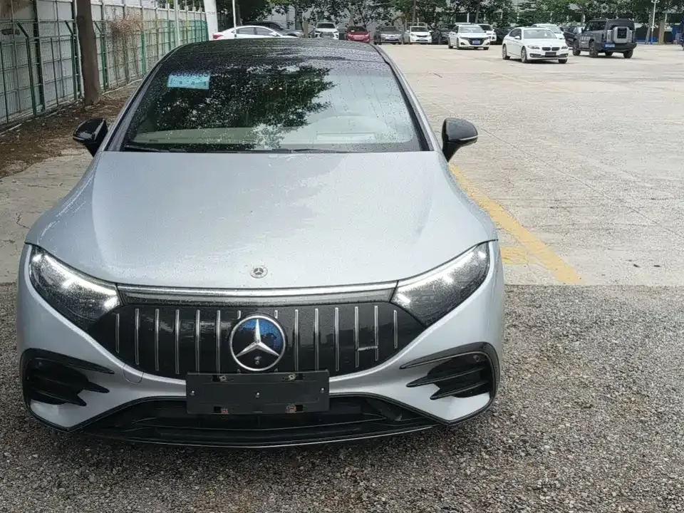 Mercedes-Benz EQS AMG — фото 1
