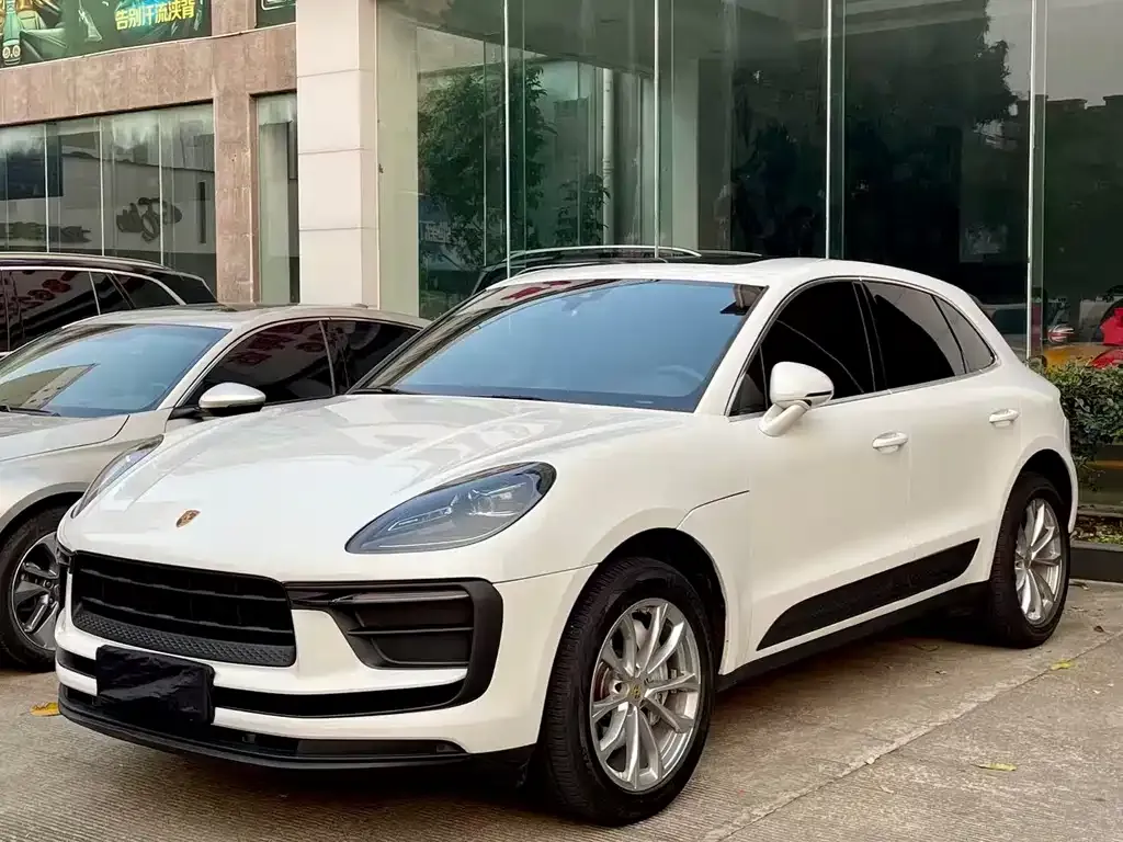 Porsche Macan — фото 1