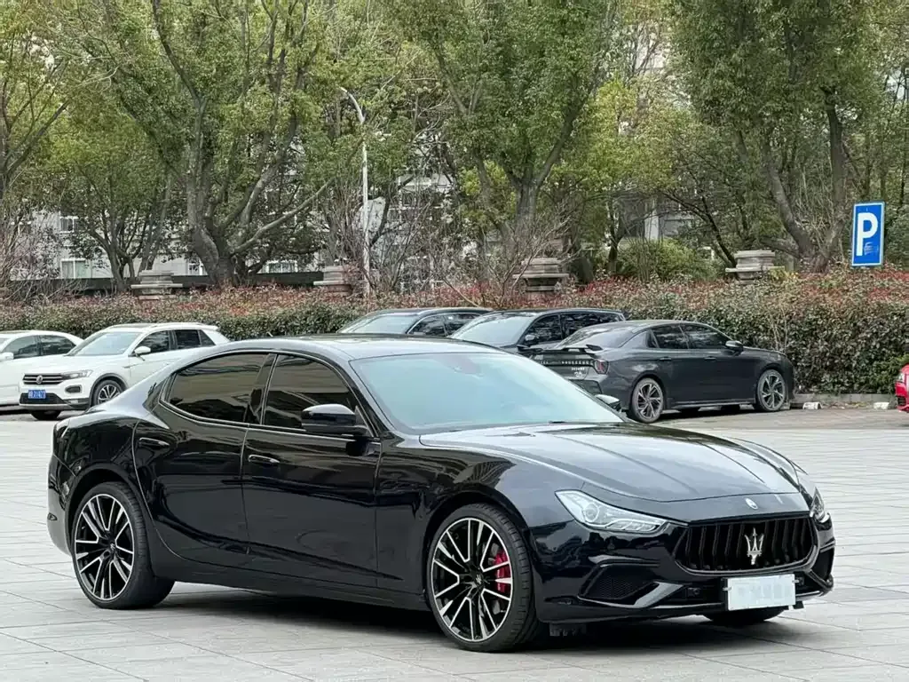 Maserati Ghibli — фото 7