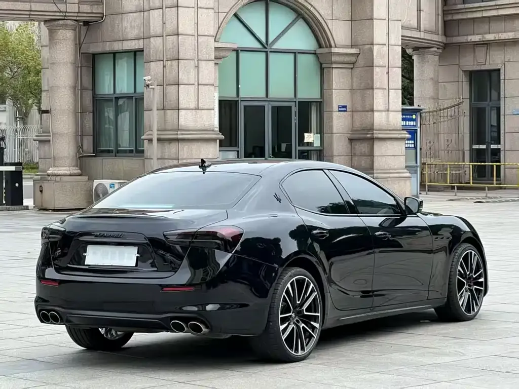 Maserati Ghibli — фото 4