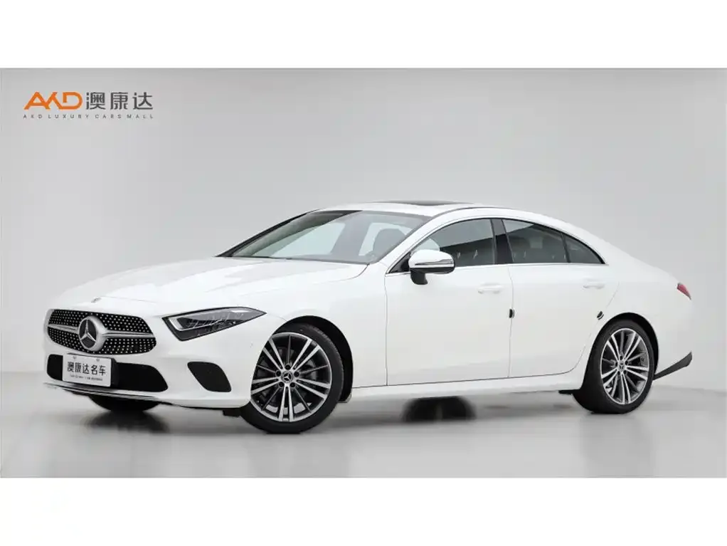 Mercedes-Benz CLS — фото 1
