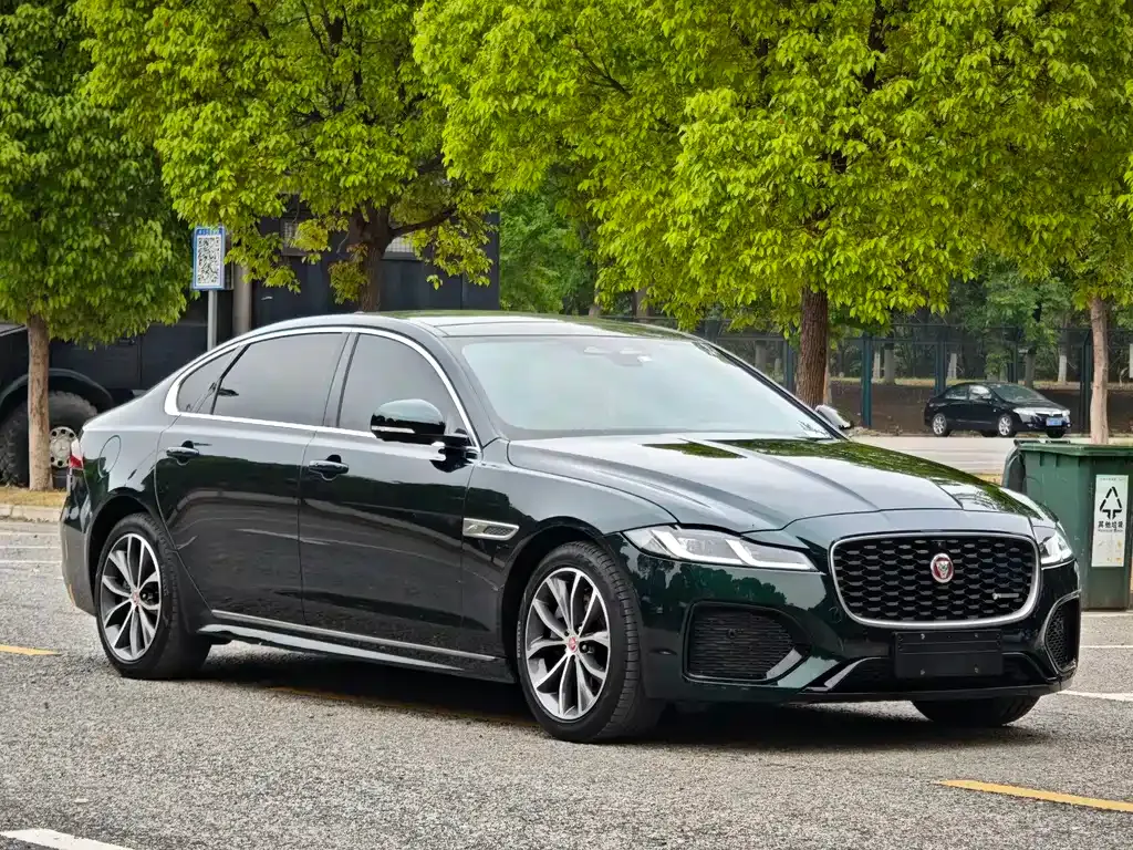Jaguar XFL — фото 10