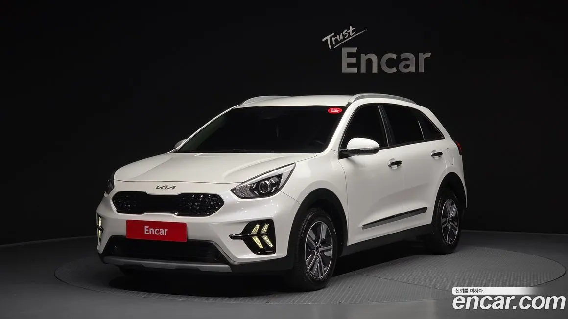 Kia Niro — фото 1