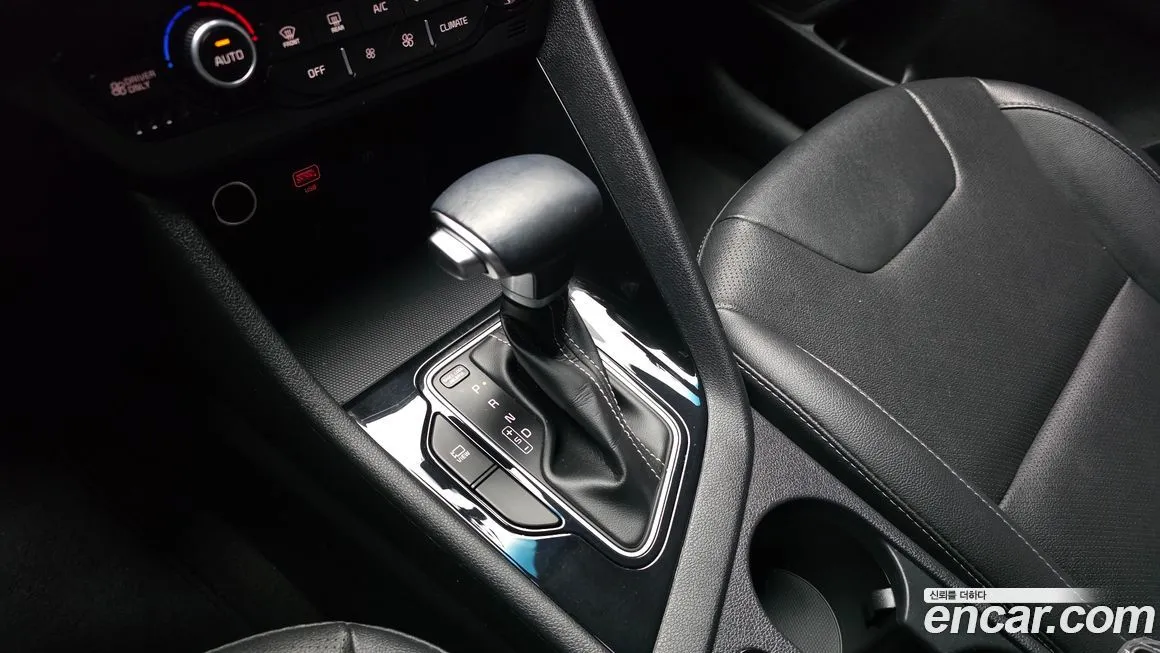 Kia Niro — фото 9
