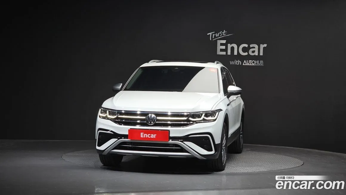 Volkswagen Tiguan — фото 2