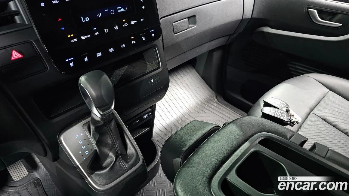 Hyundai Staria — фото 4