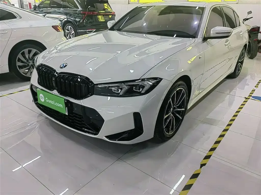 BMW 3 Series — фото 1