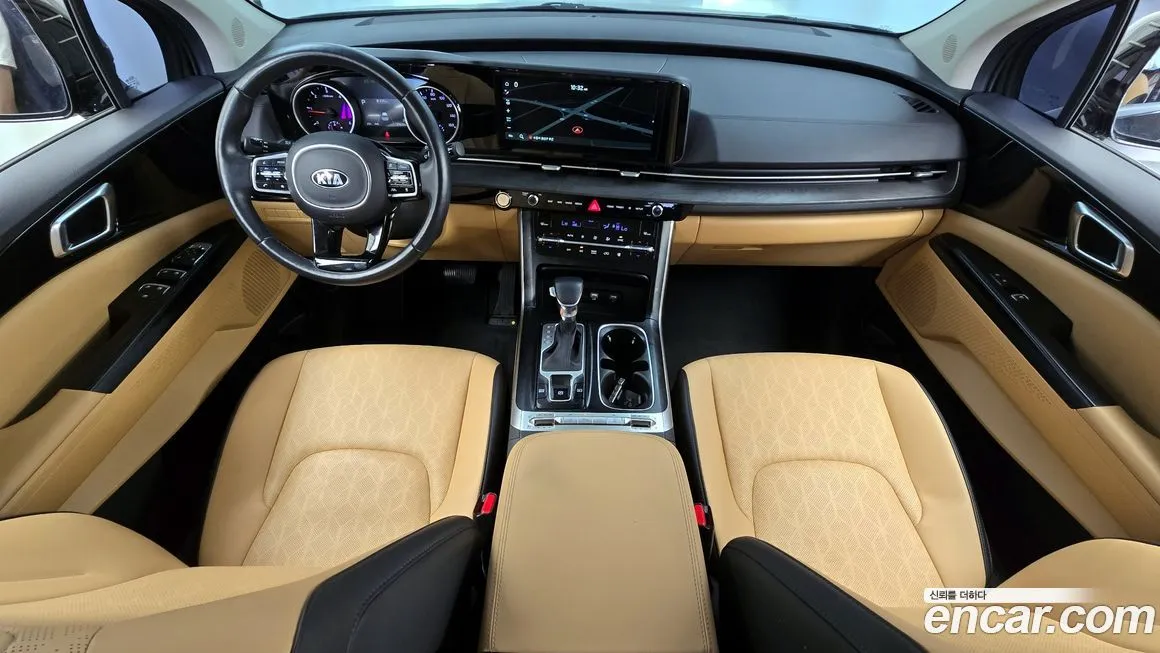 Kia Carnival — фото 10