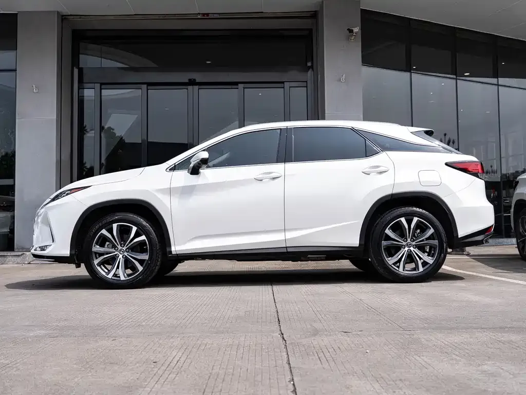 Lexus RX — фото 10