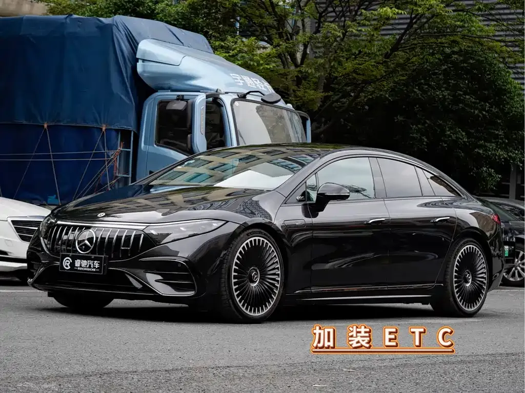 Mercedes-Benz EQS AMG — фото 1