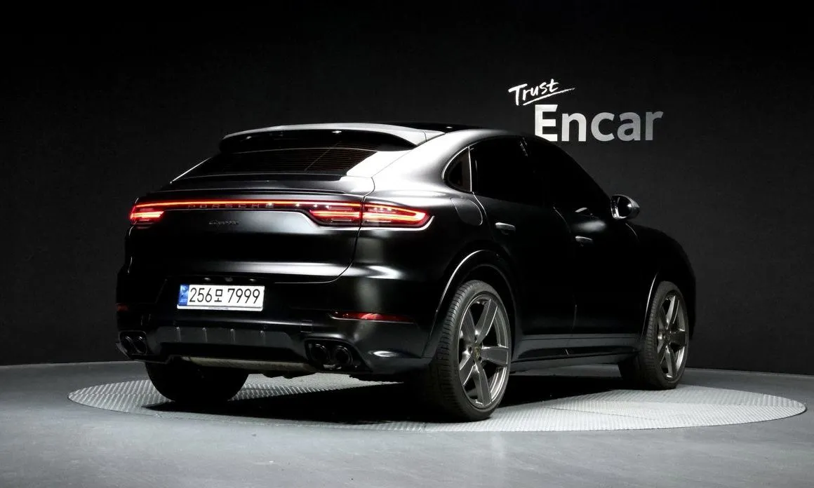 Porsche Cayenne — фото 4
