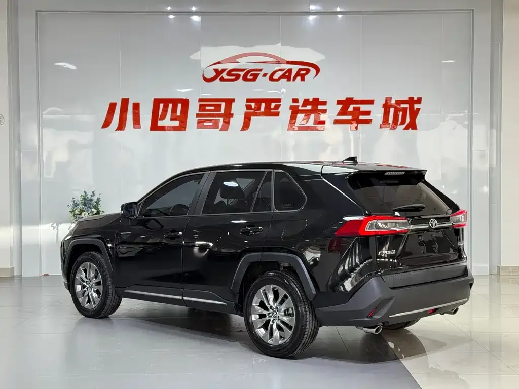 Toyota Wildlander — фото 10