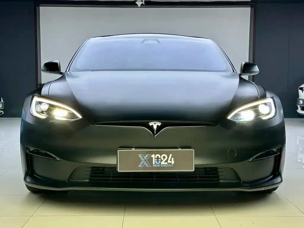 Tesla Model S — фото 5