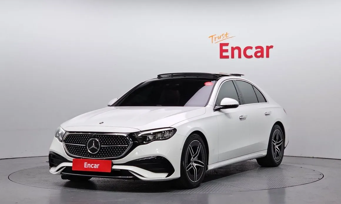 Mercedes-Benz E-Class — фото 1