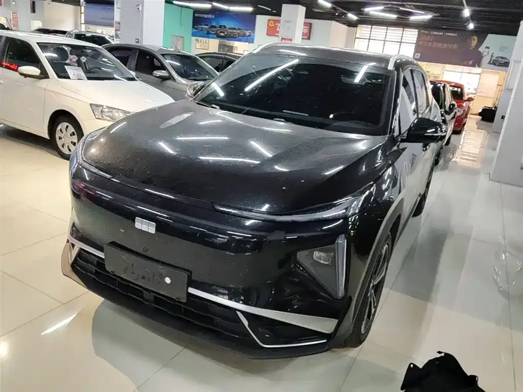 Geely Galaxy L7 — фото 1