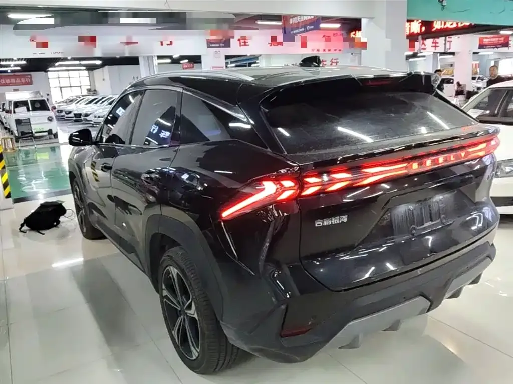 Geely Galaxy L7 — фото 8