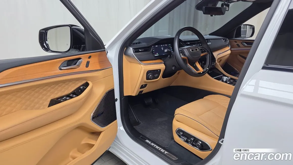 Jeep Cherokee — фото 8